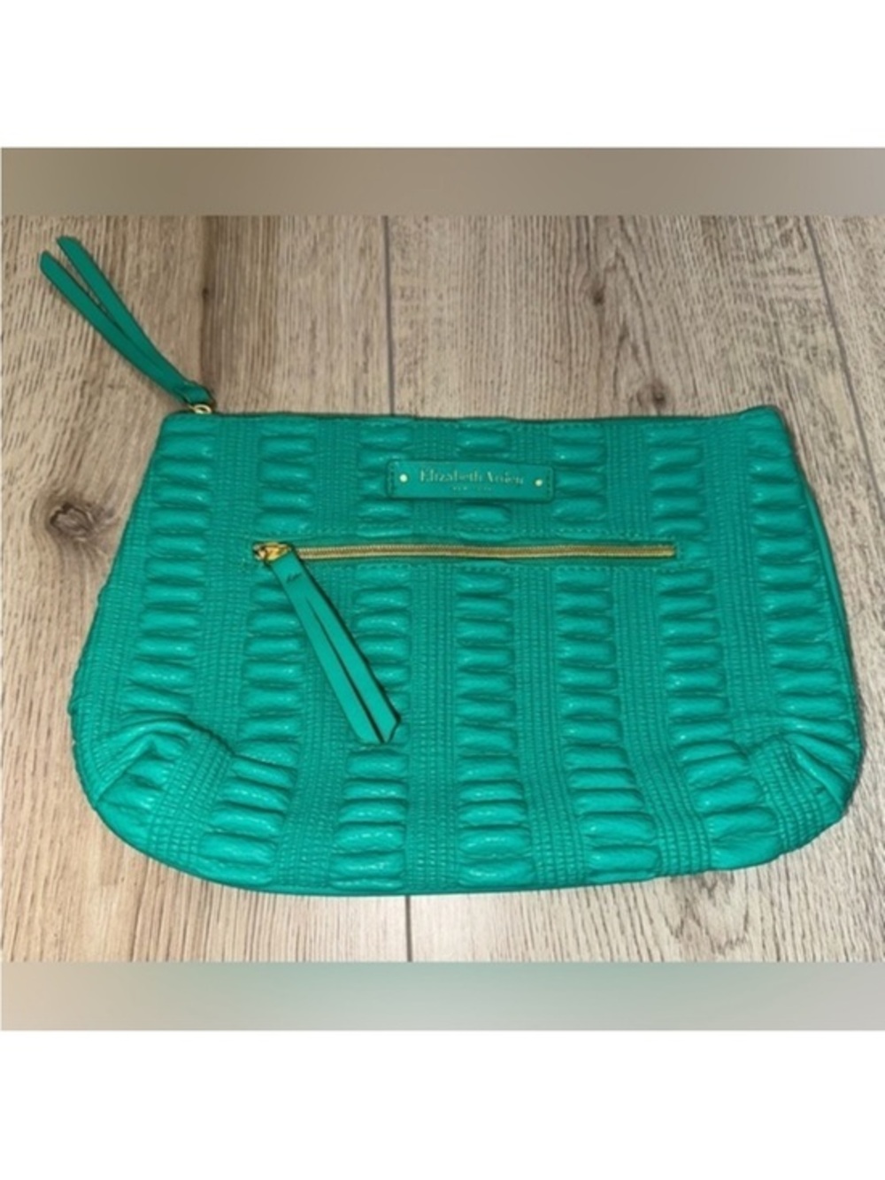 Elizabeth Arden green Quilted cosmetic pouch makeup bag
